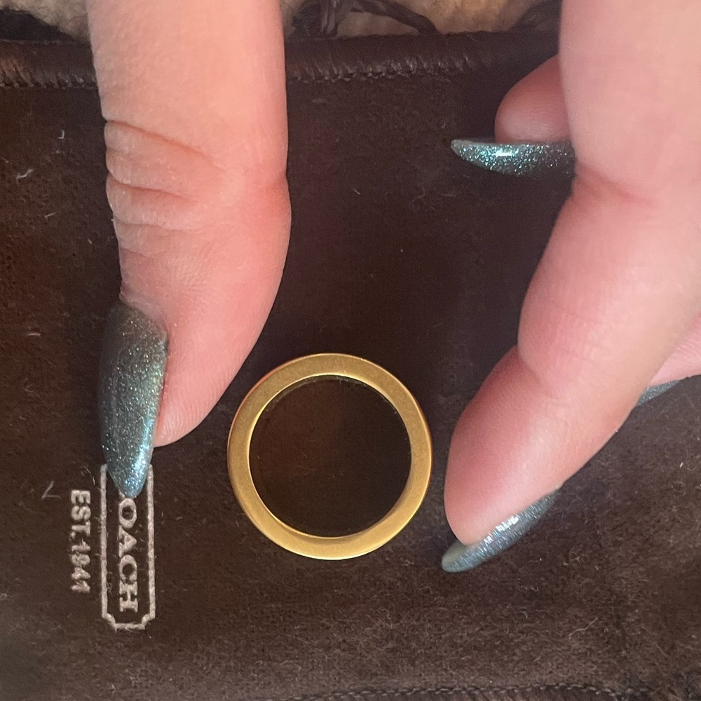 Coach Ring - Picture 5 of 5